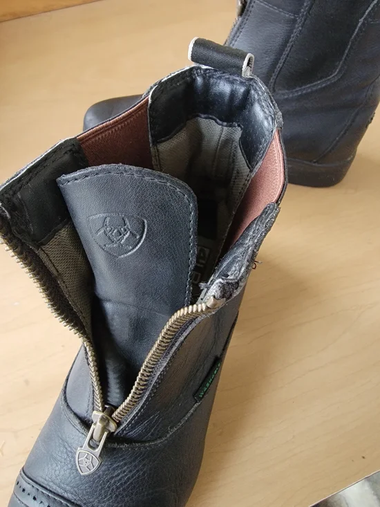 Ariat  Leather Ankle Boots - Picture 9 of 9